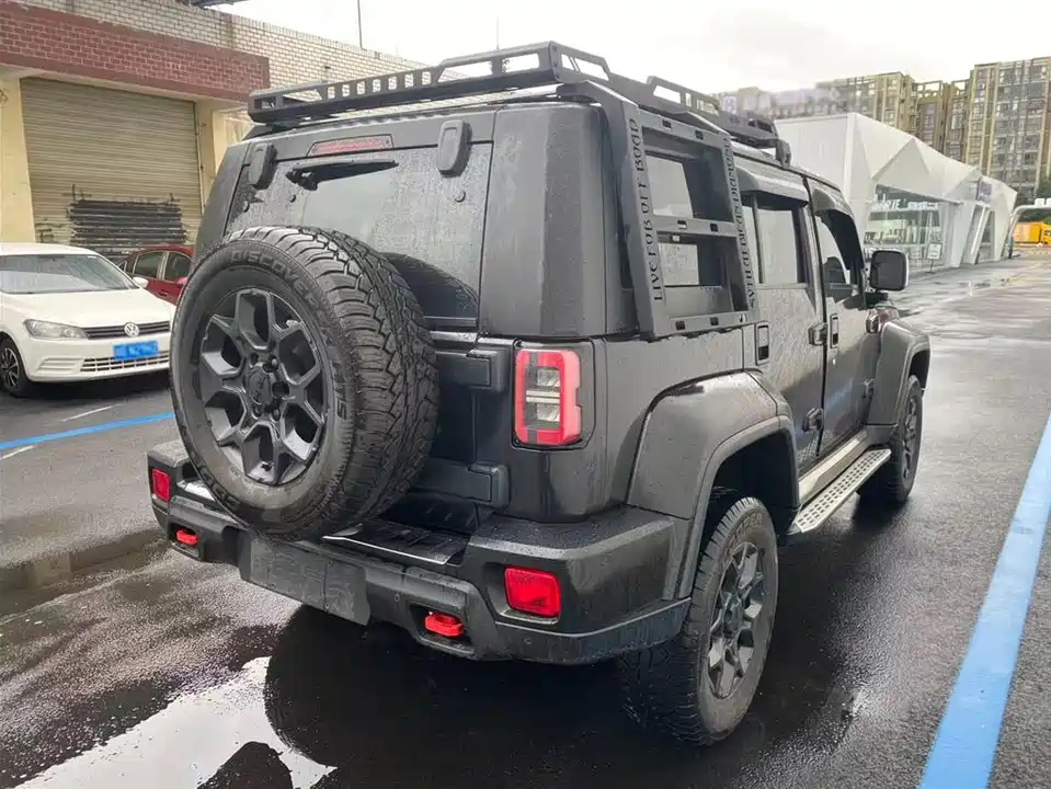 Beijing BJ40