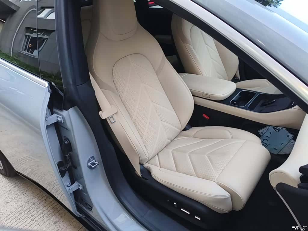 NIO ET5, 2025 25