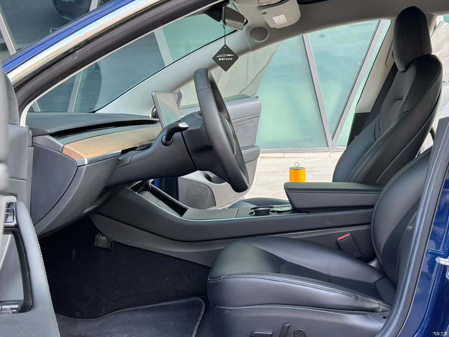 Tesla Model 3, 2020 все фото