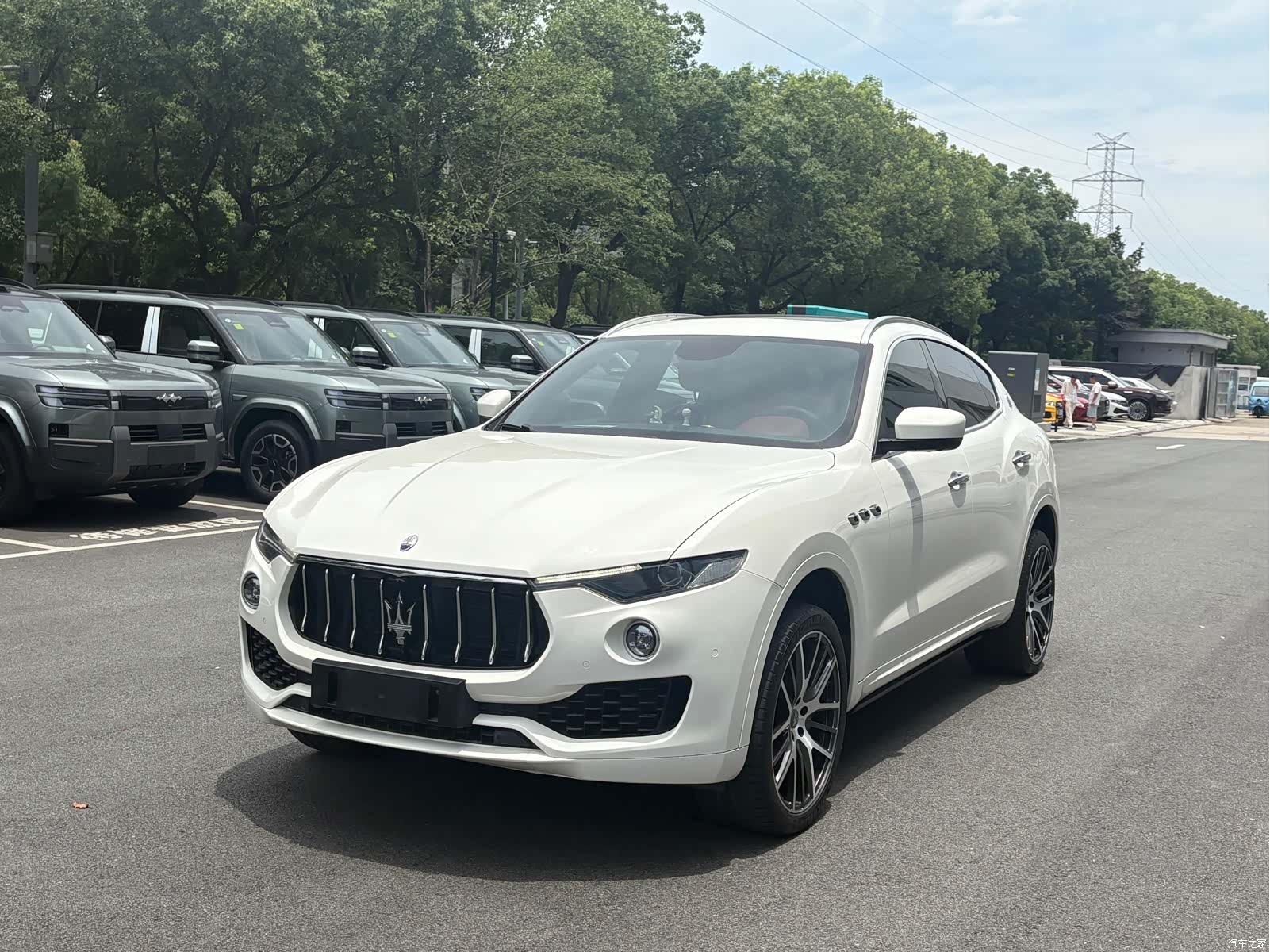 Maserati Levante, 2017 1