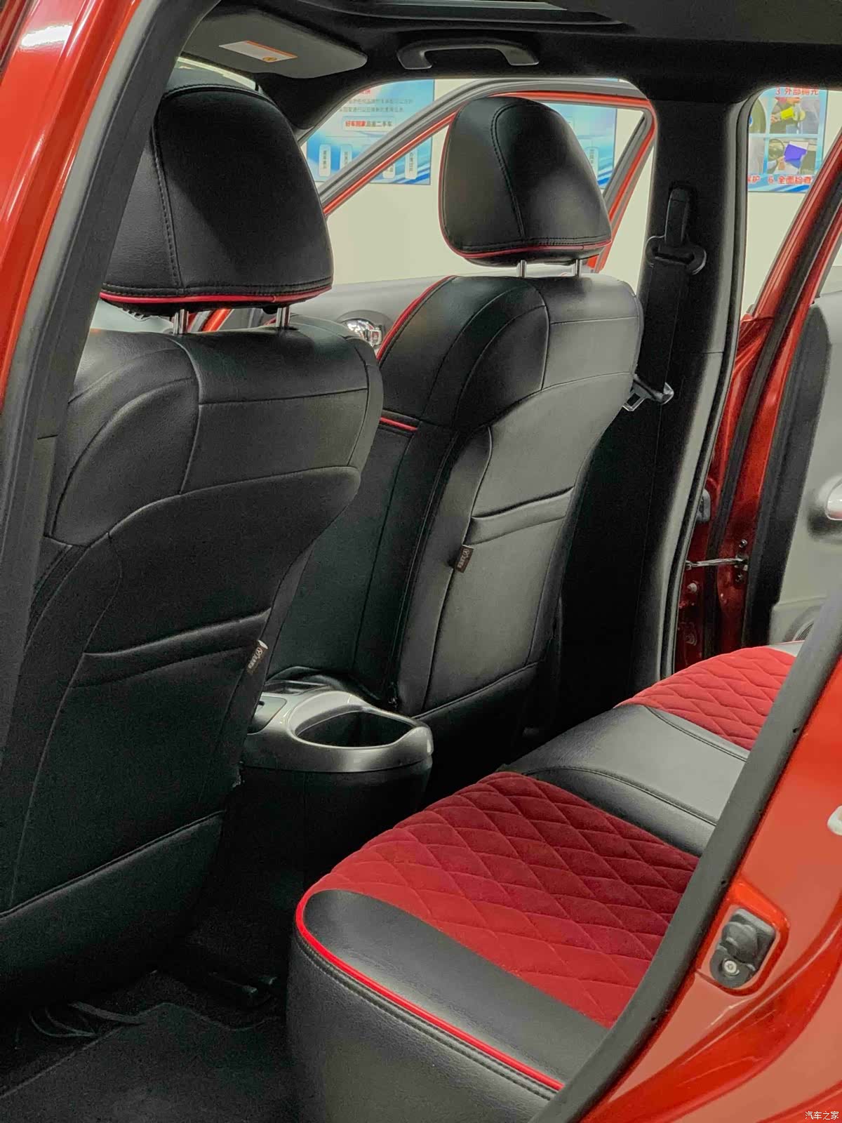 Infiniti ESQ, 2016 17