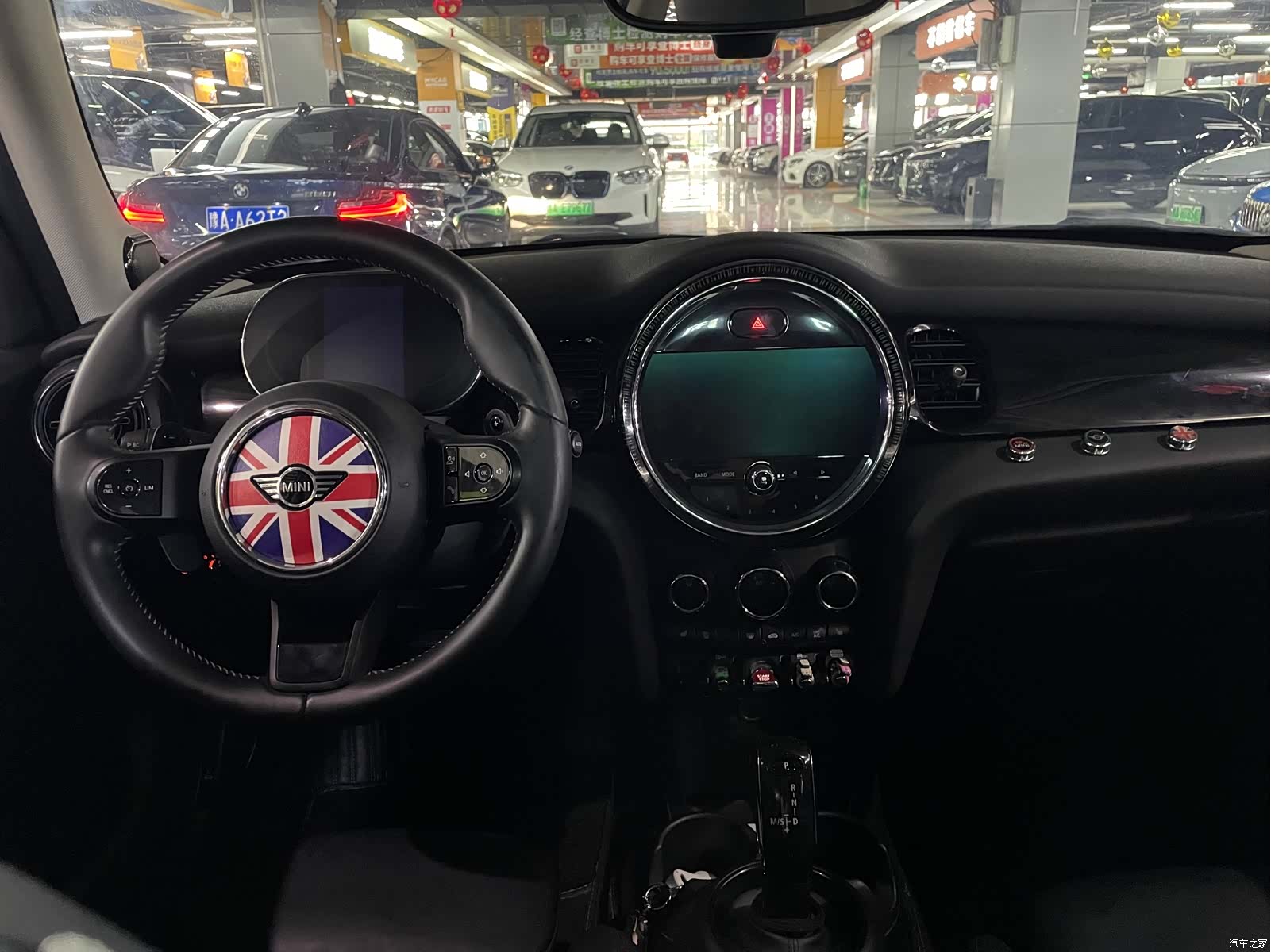 Mini Cooper, 2022 все фото