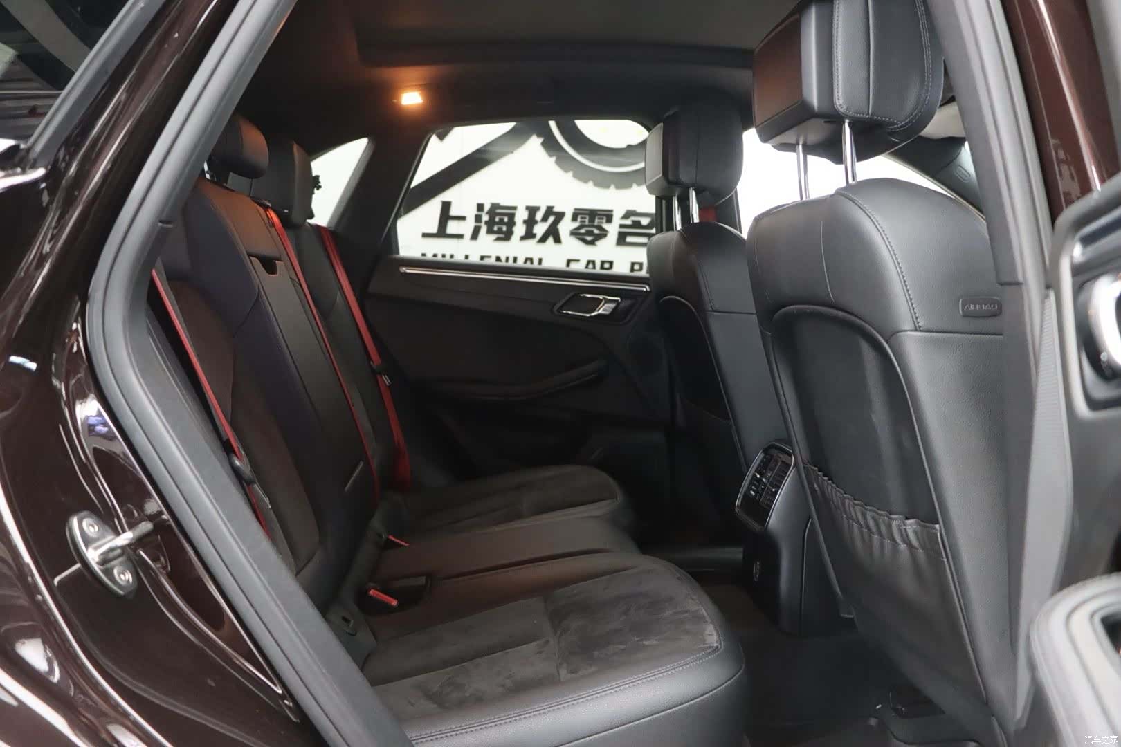 Porsche Macan, 2016 12