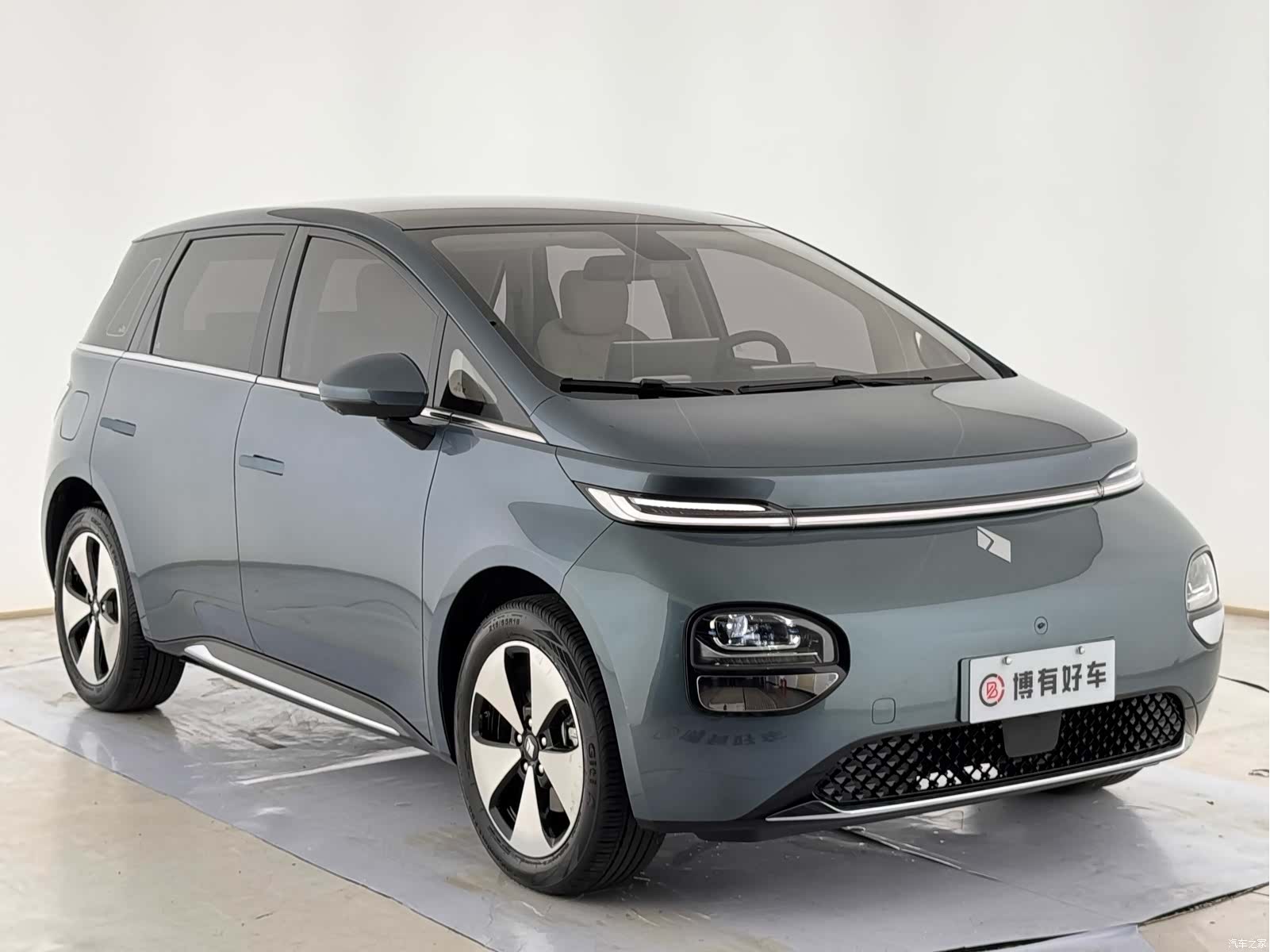 Wuling 460, 2023 4