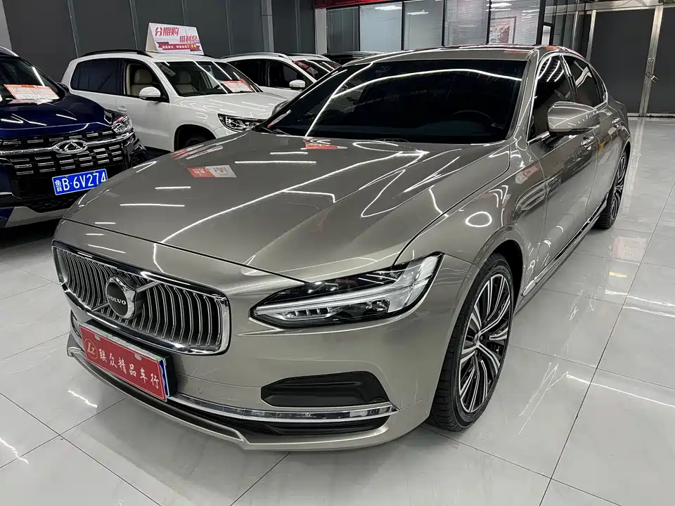 Volvo S90