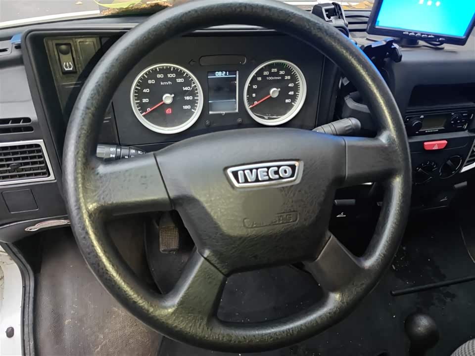 Iveco proud