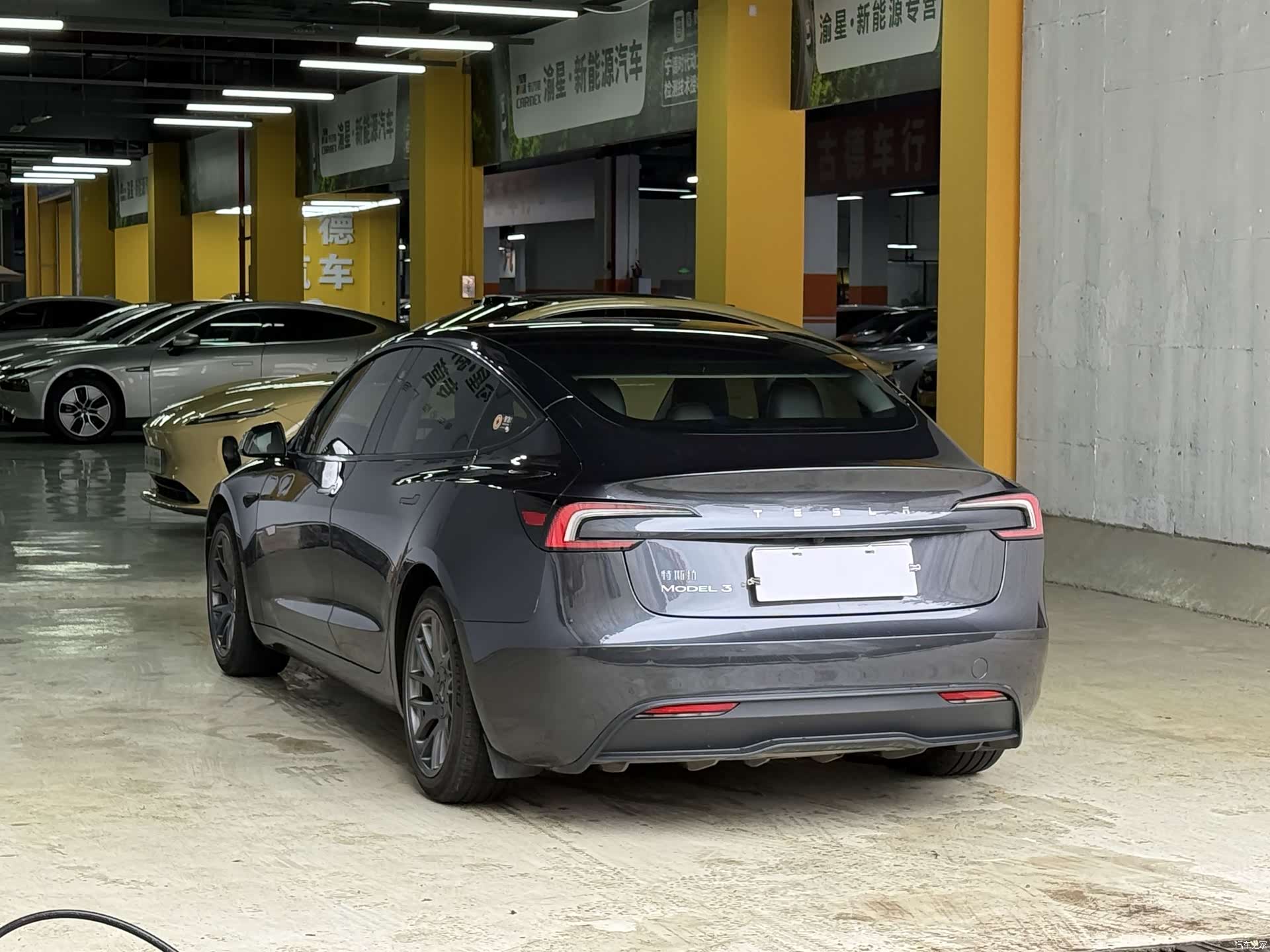 Tesla Model 3, 2024 7