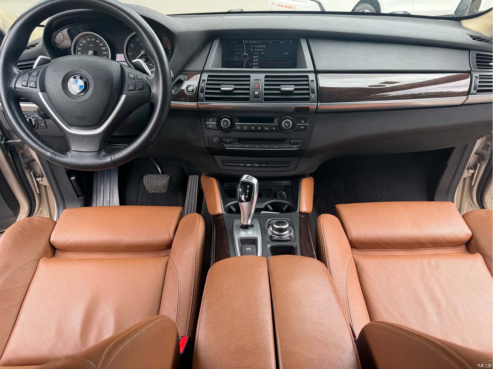 BMW X6, 2013 8
