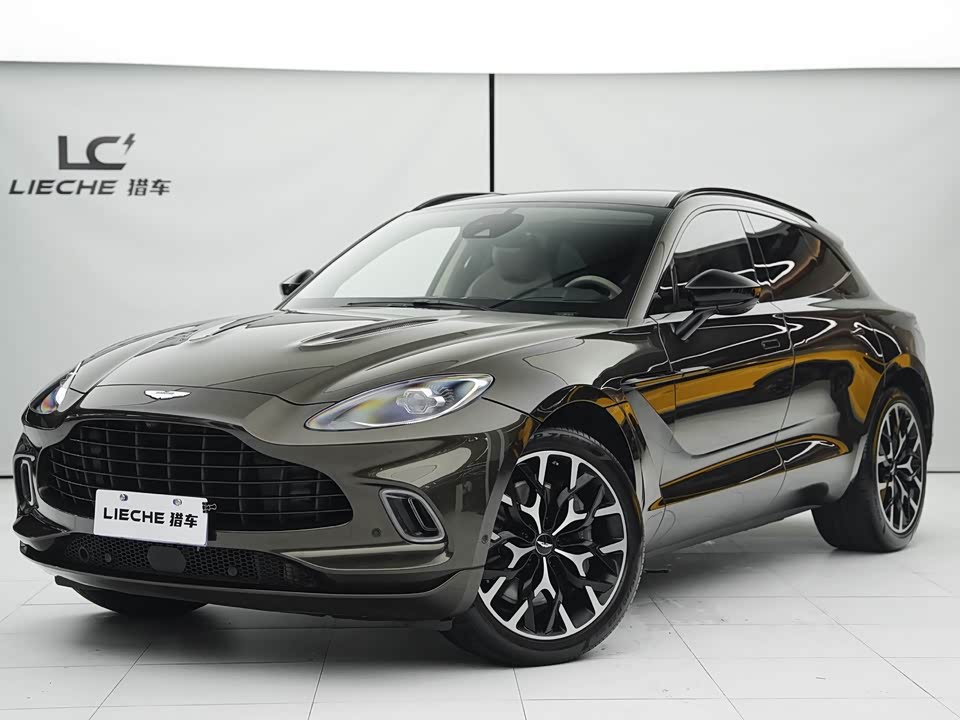 Aston Martin DBX Aston Martin DBX