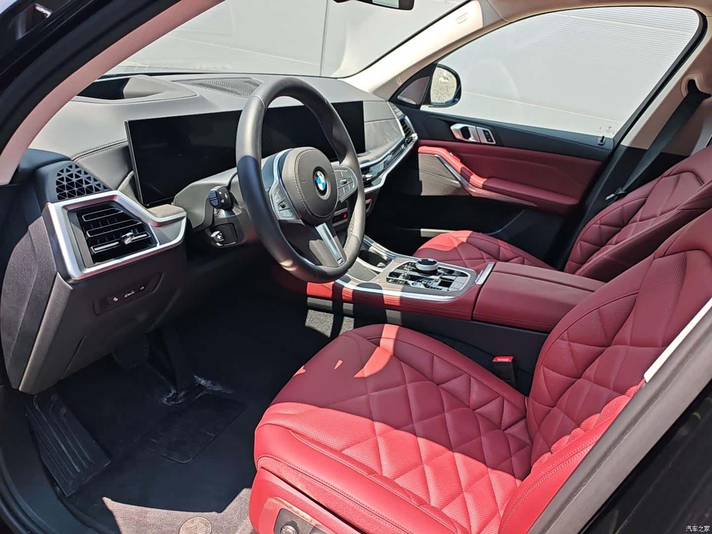 BMW X5, 2025 10