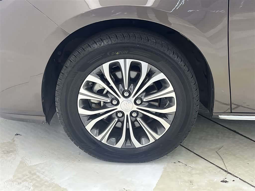 Buick GL8, 2023 8