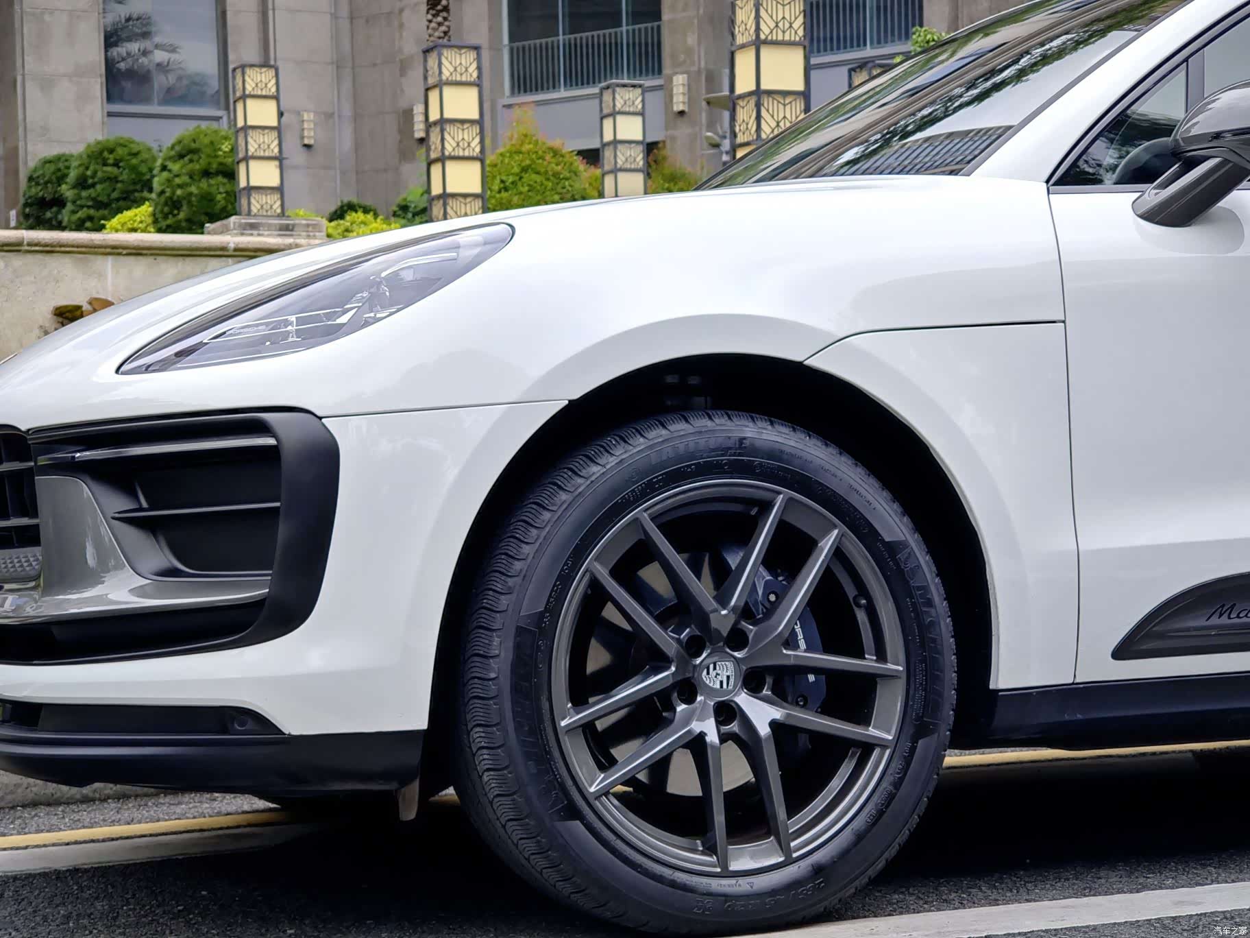 Porsche Macan, 2023 3