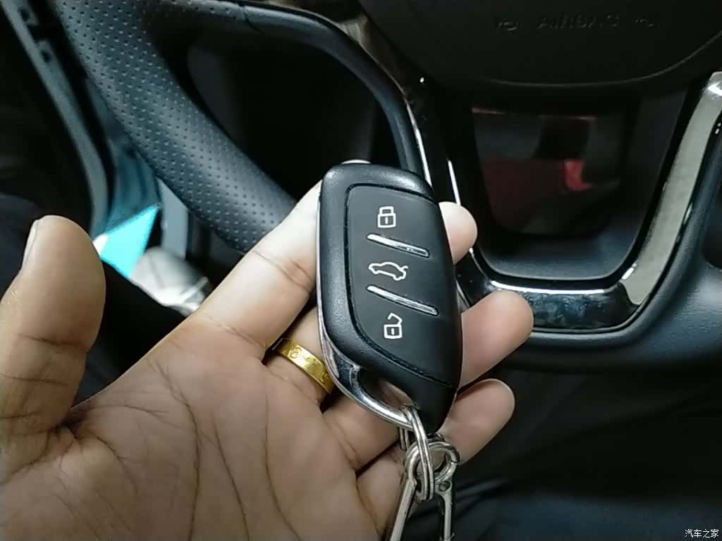 Roewe RX5, 2025 9
