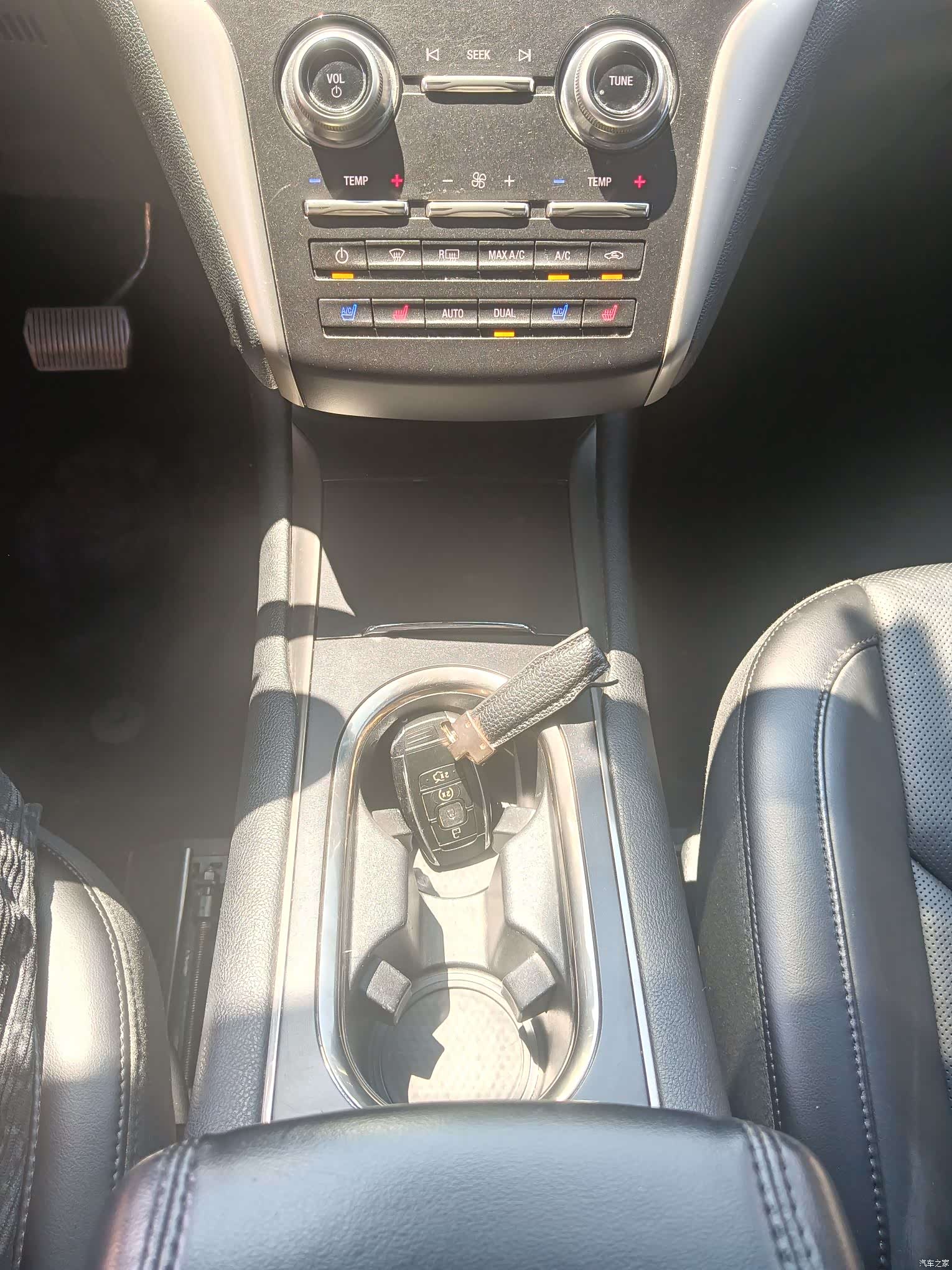 Lincoln MKC, 2017 24