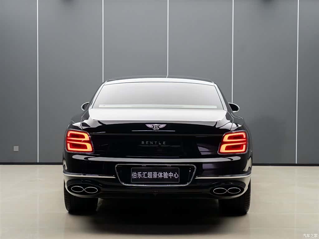 Bentley Flying Spur, 2022 9