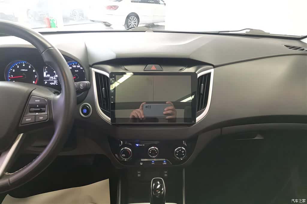 Hyundai ix25, 2018 13