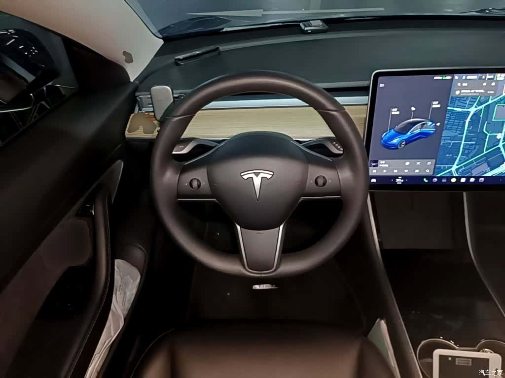 Tesla Model 3, 2020 11