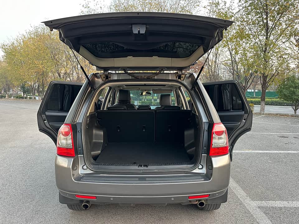 Land Rover Freelander 2