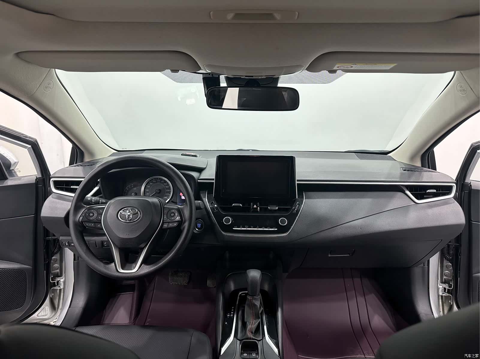 Toyota Corolla, 2022 все фото
