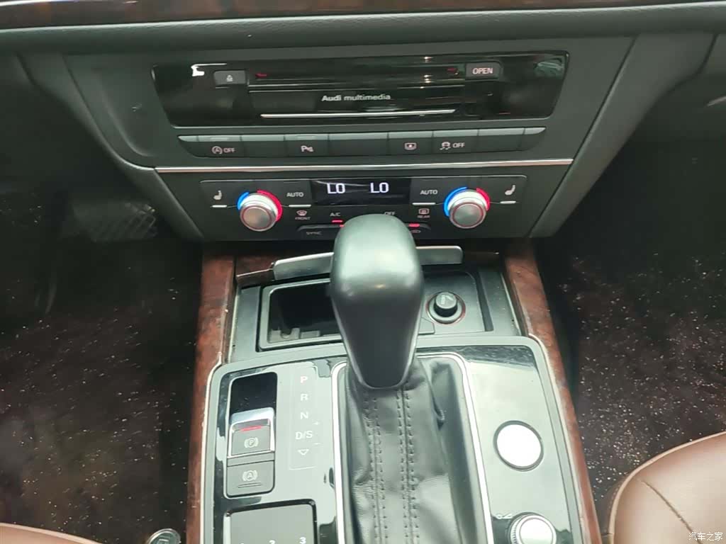 Audi A6L, 2017 14
