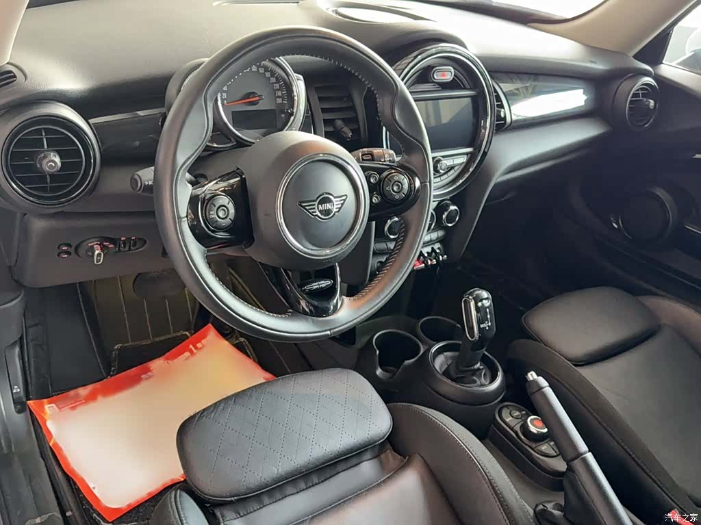 Mini Cooper, 2019 10