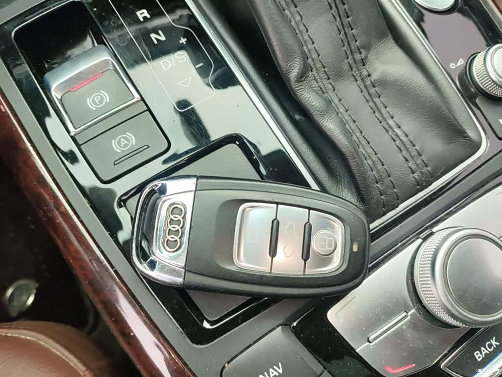 Audi A6L, 2017 9