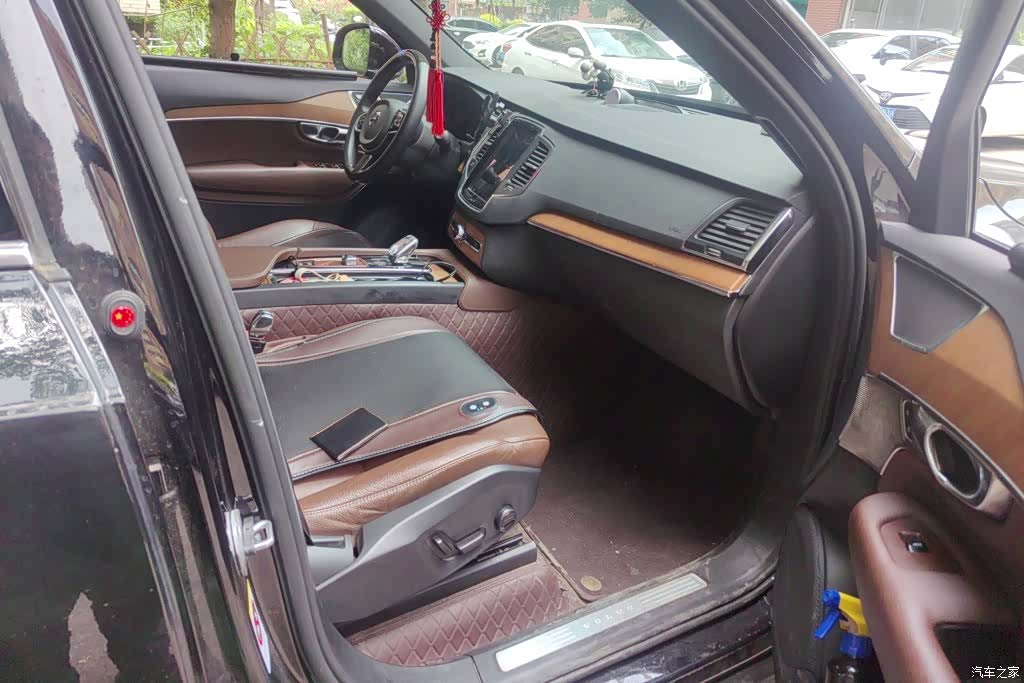Volvo XC90, 2022 8