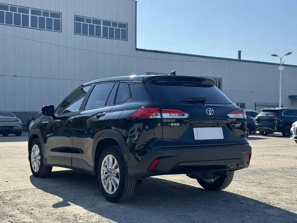 Toyota Corolla Sharp amplifier