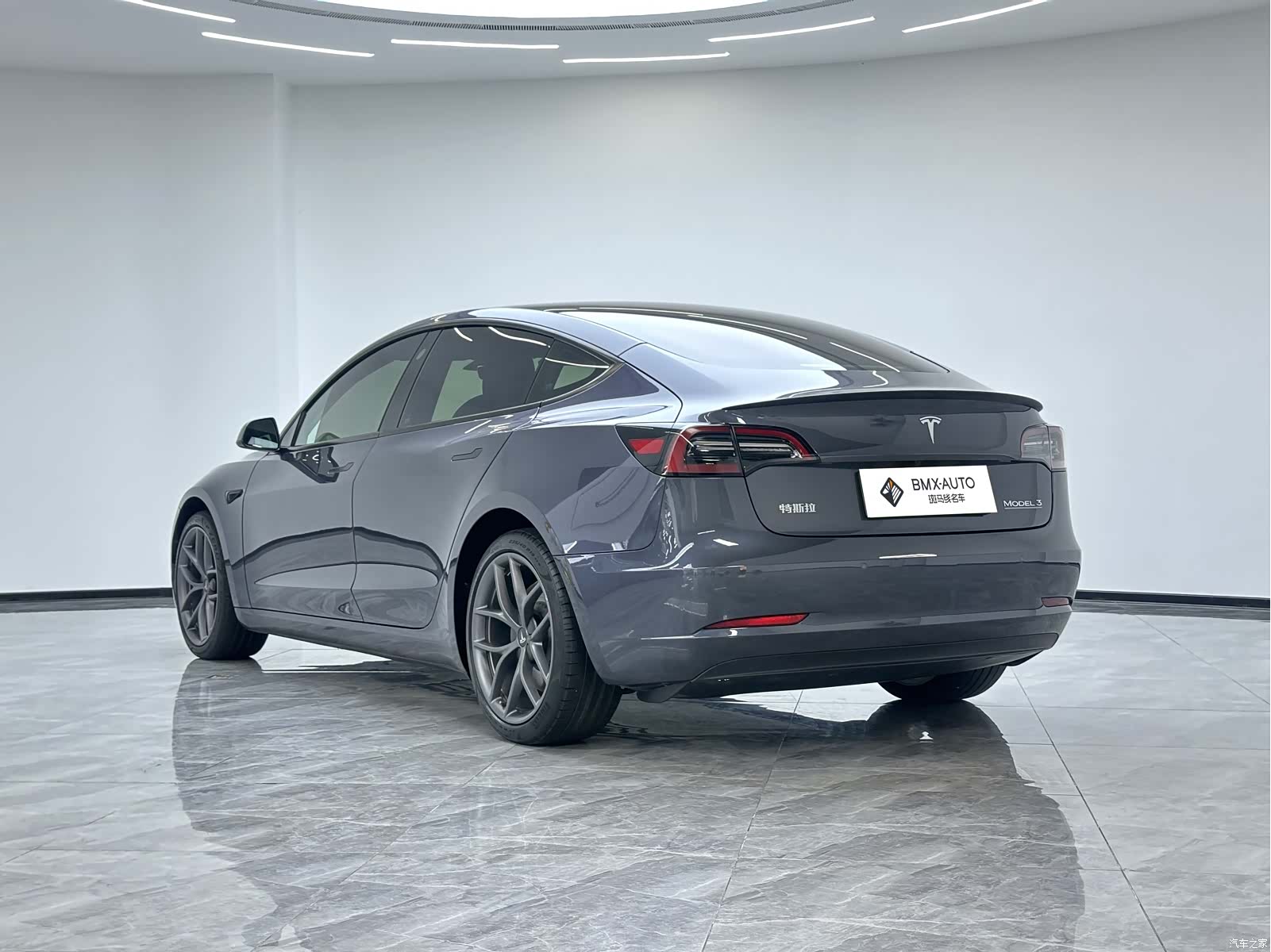 Tesla Model 3, 2022 4