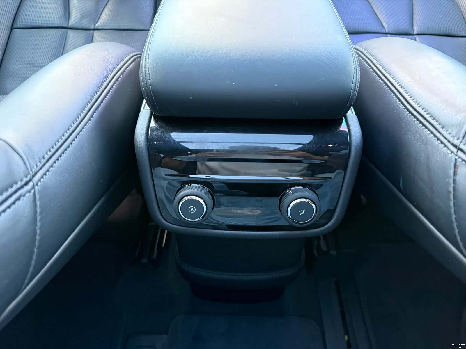 NIO ES8, 2022 10