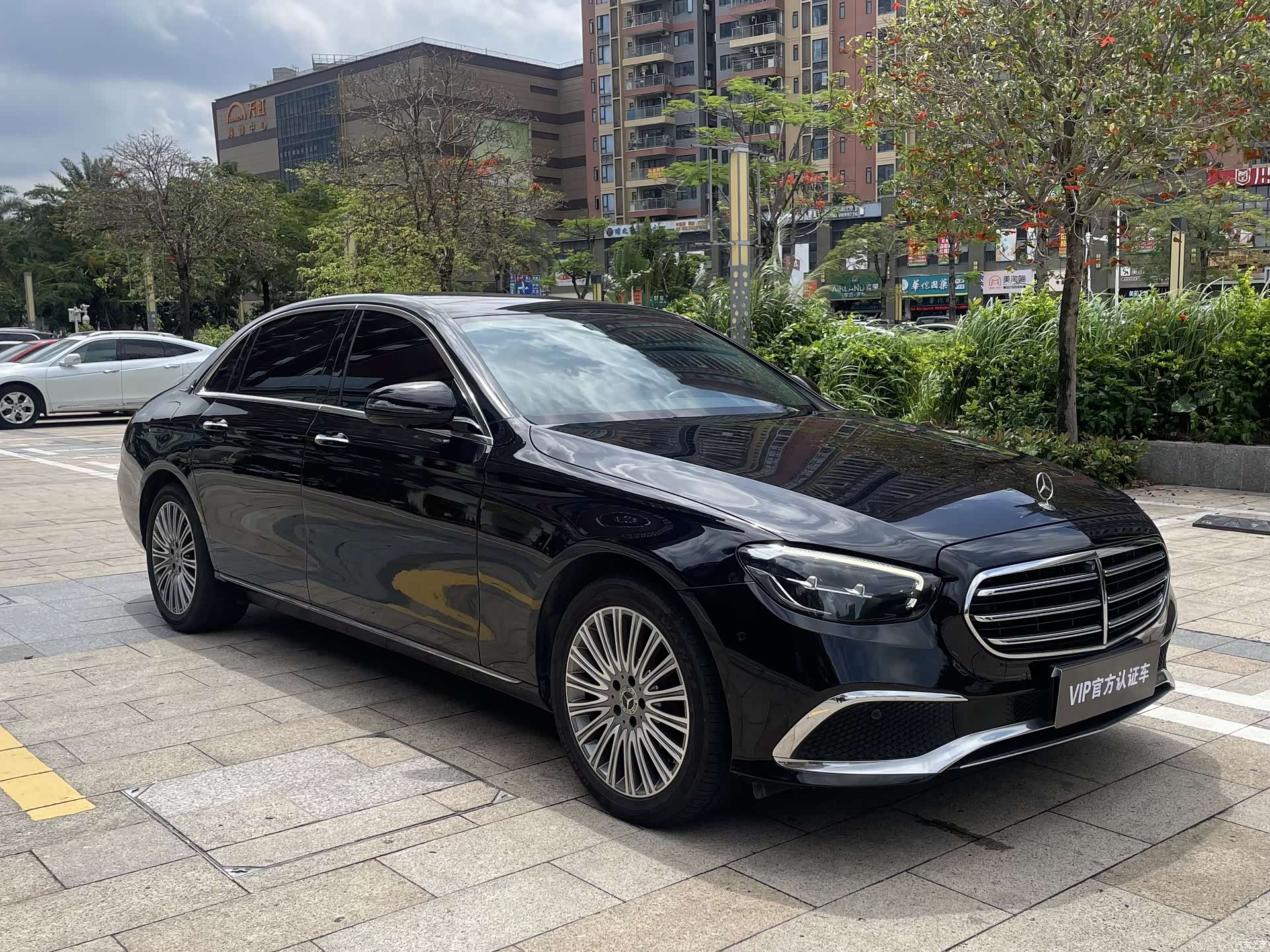 Mercedes-Benz E-Class, 2021 3