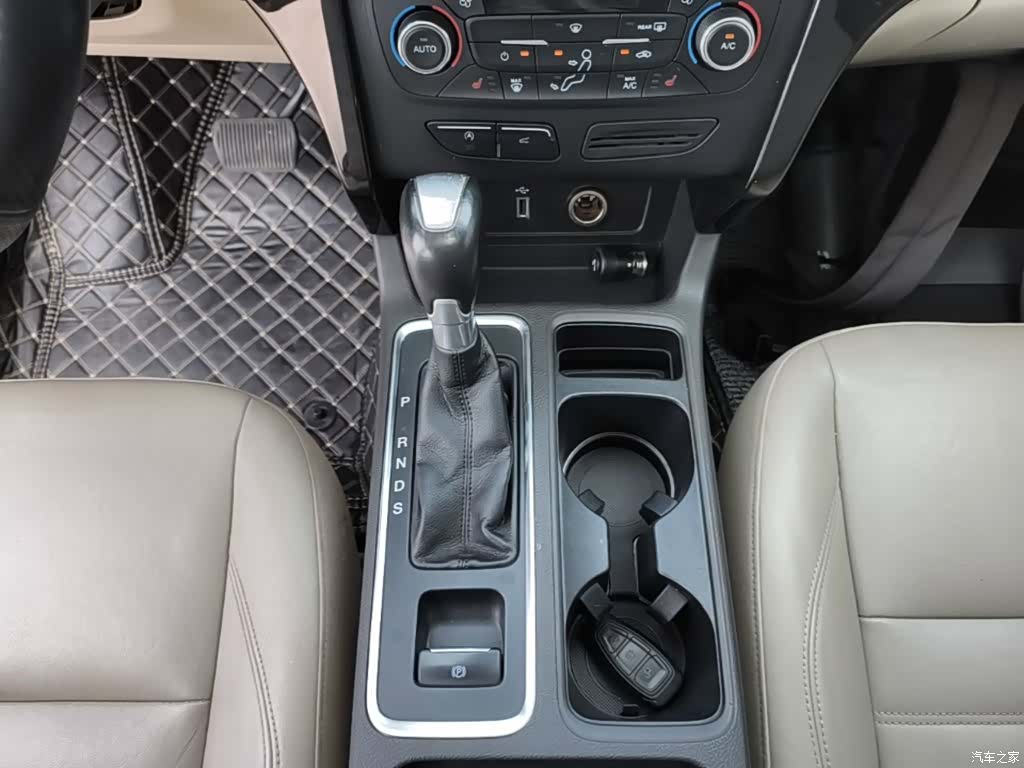 Ford Kuga, 2017 14