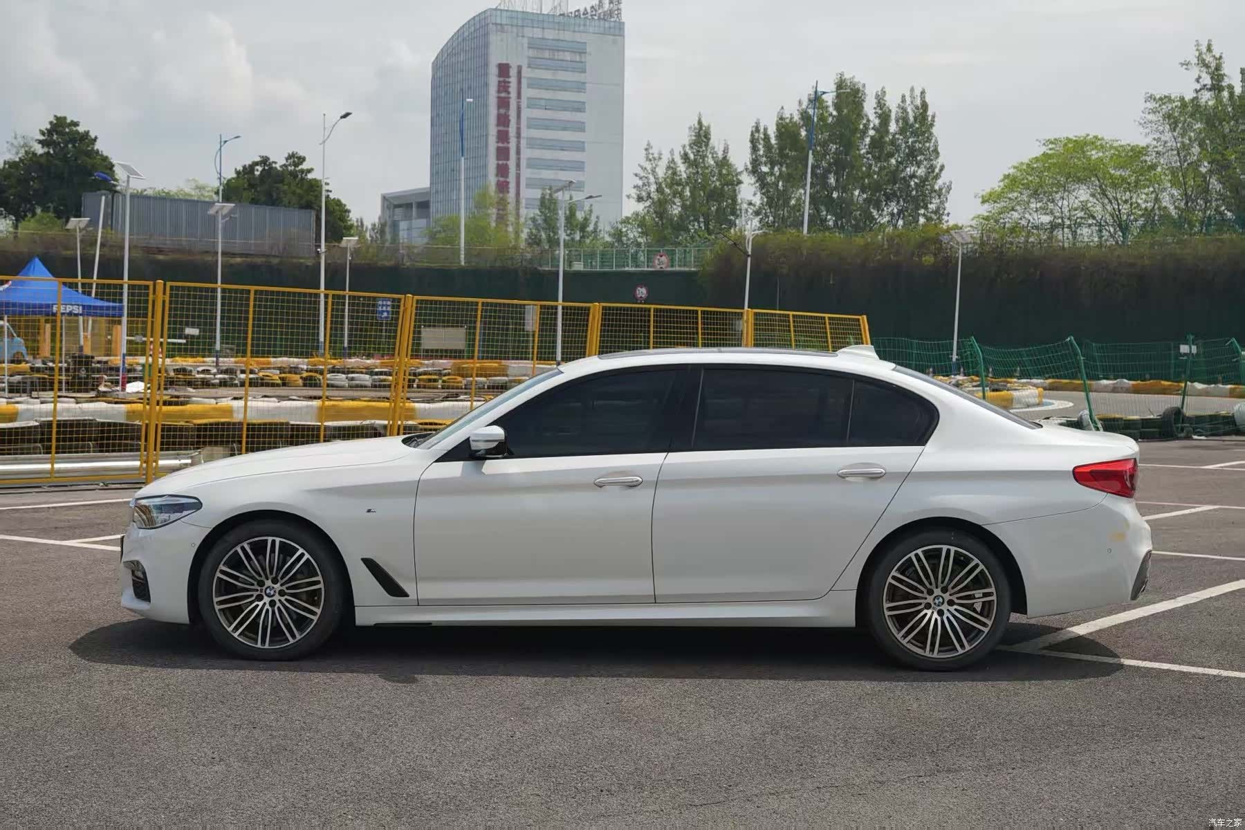 BMW 5 Series, 2018 8