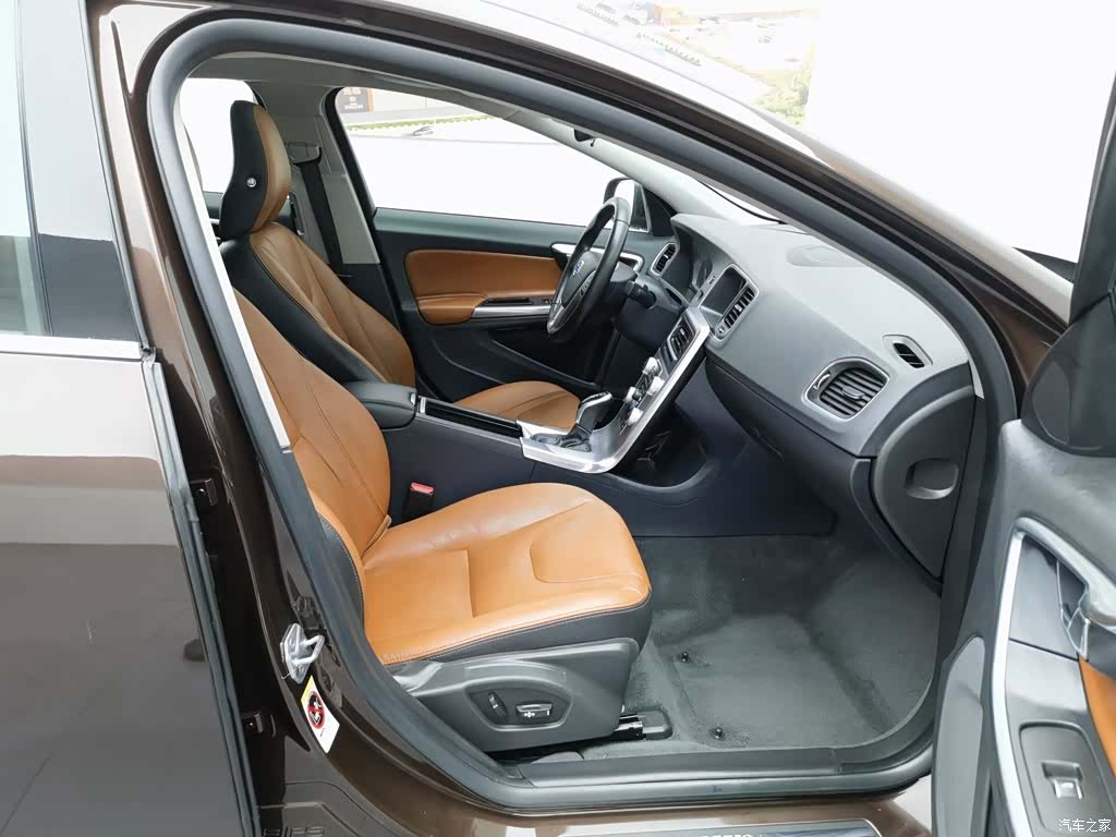 Volvo S60, 2016 23