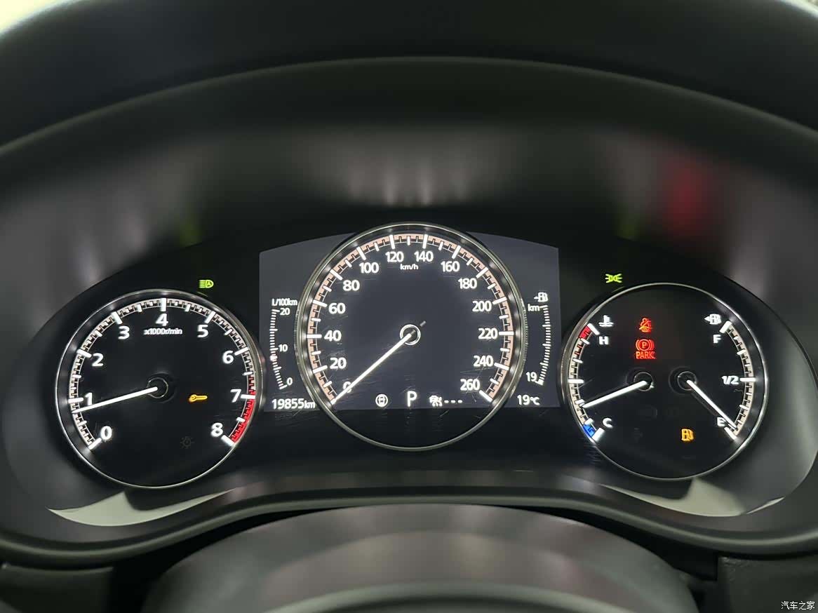 Mazda CX-30, 2022 17