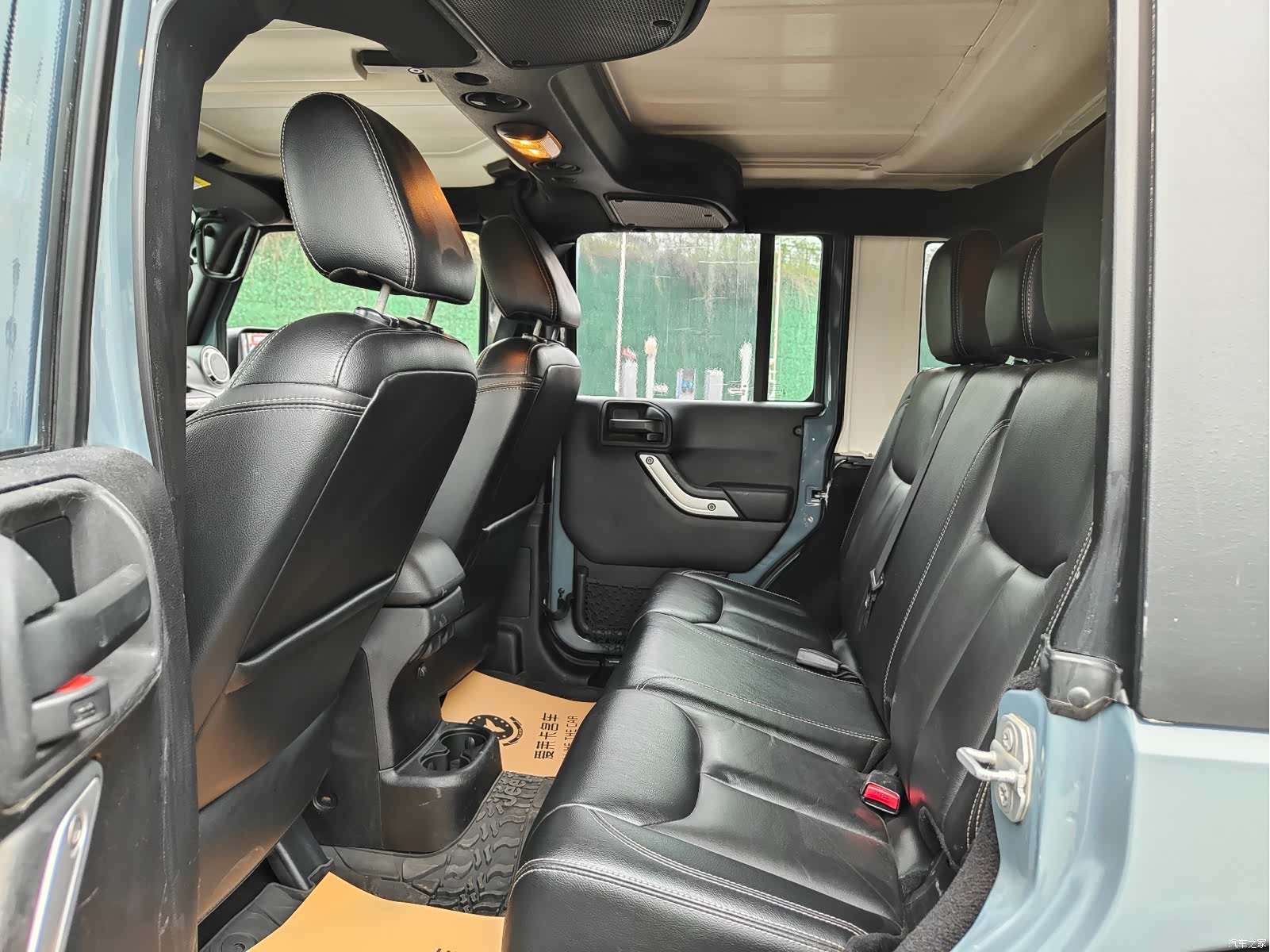Jeep Wrangler, 2015 27