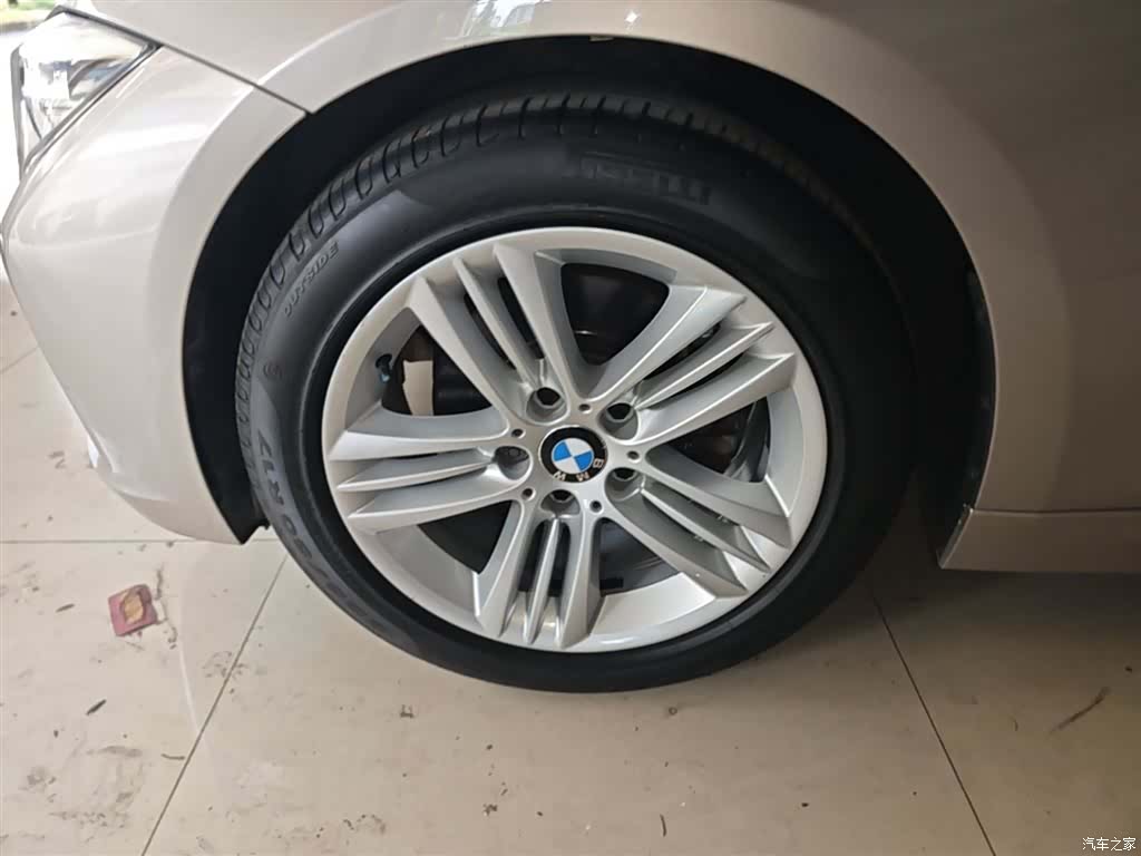 BMW 3 Series, 2016 23