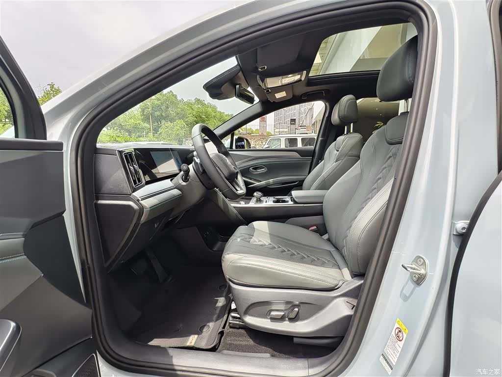 BYD Song, 2025 7