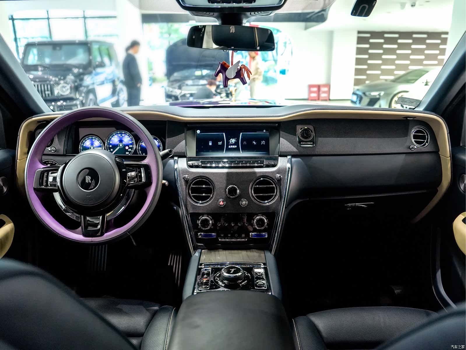Rolls-Royce Cullinan, 2020 13