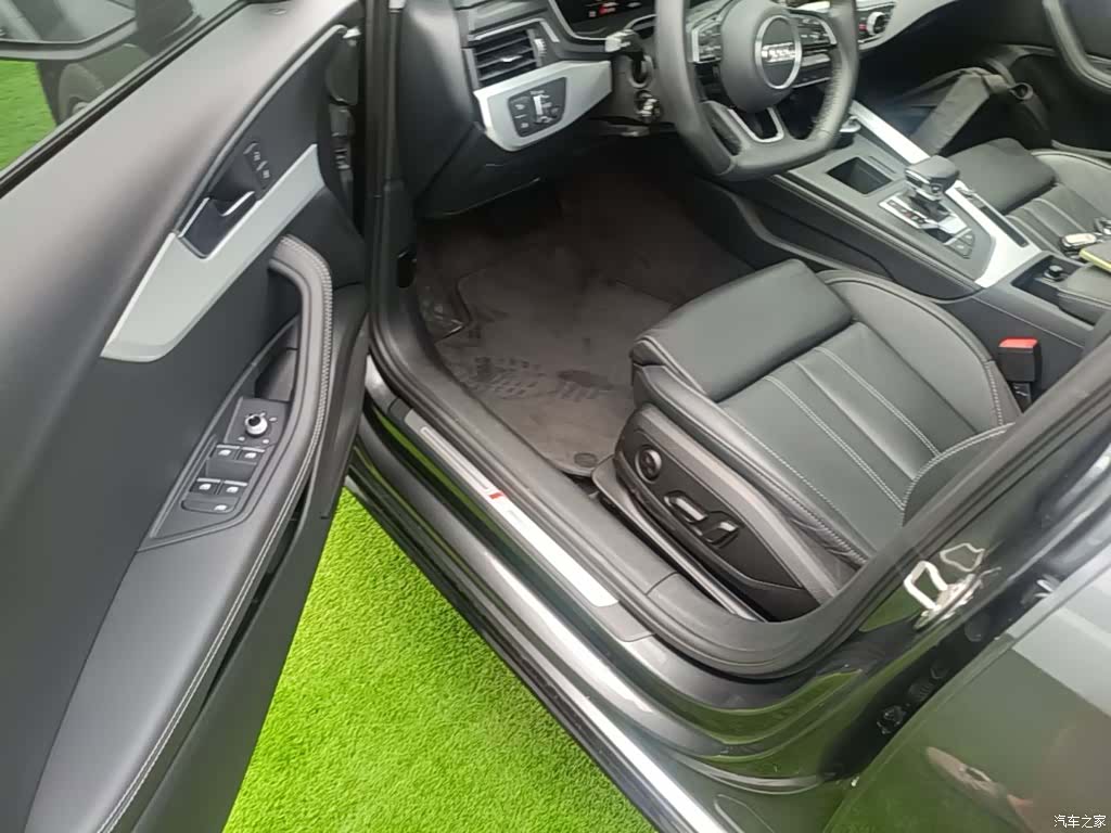 Audi A4L, 2022 23
