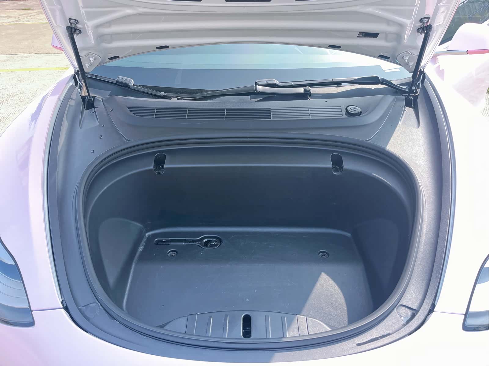 Tesla Model 3, 2020 16