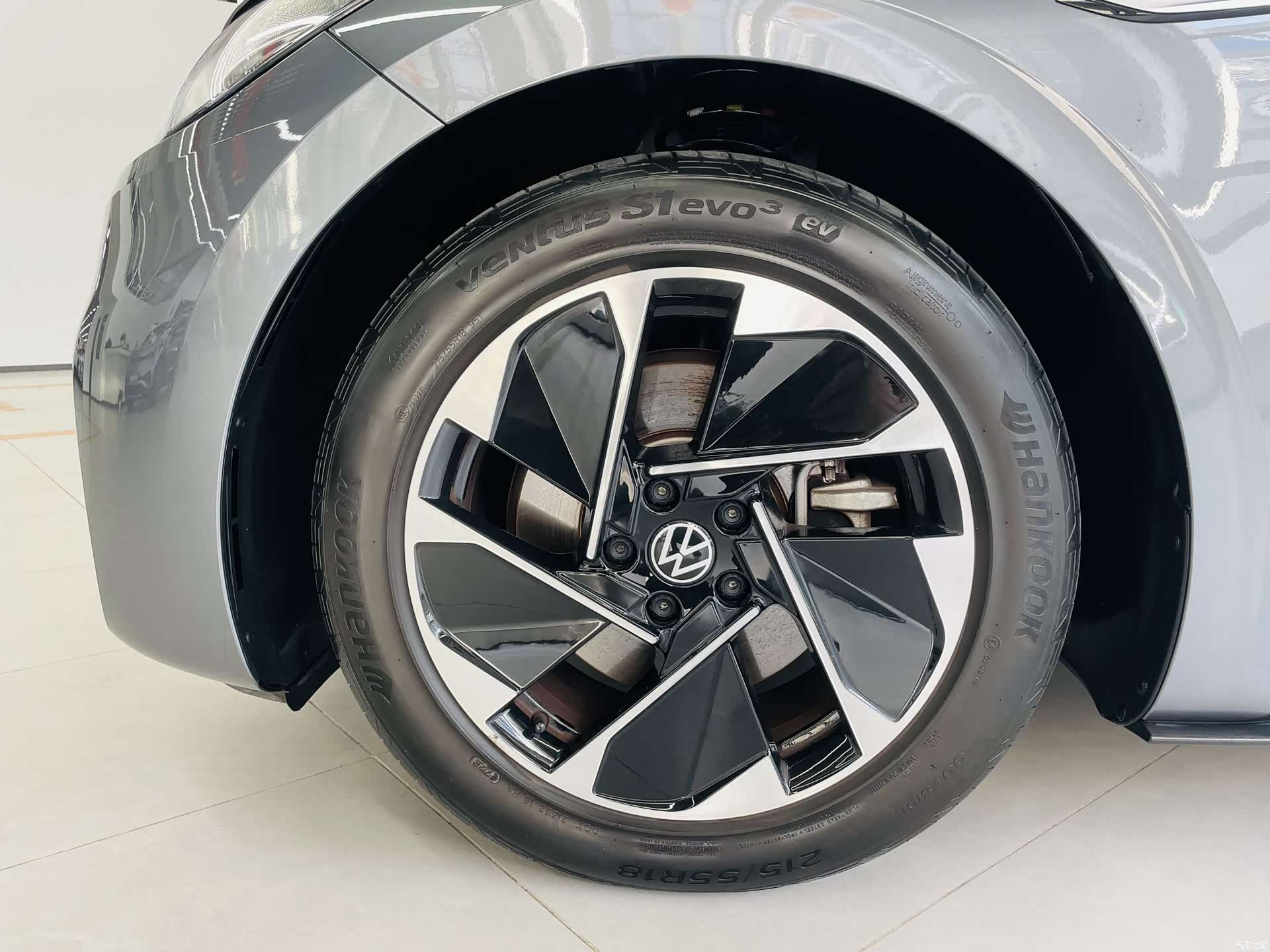 Volkswagen ID.3, 2023 3