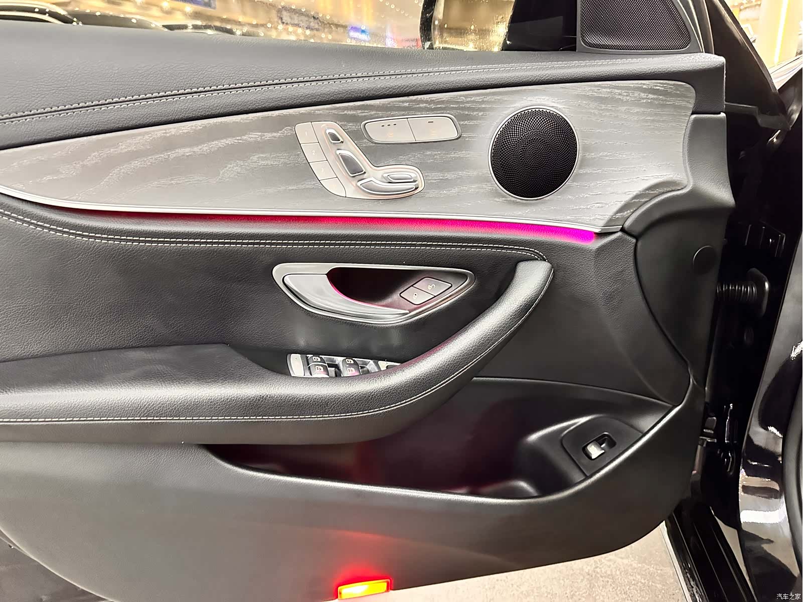 Mercedes-Benz E-Class, 2021 11