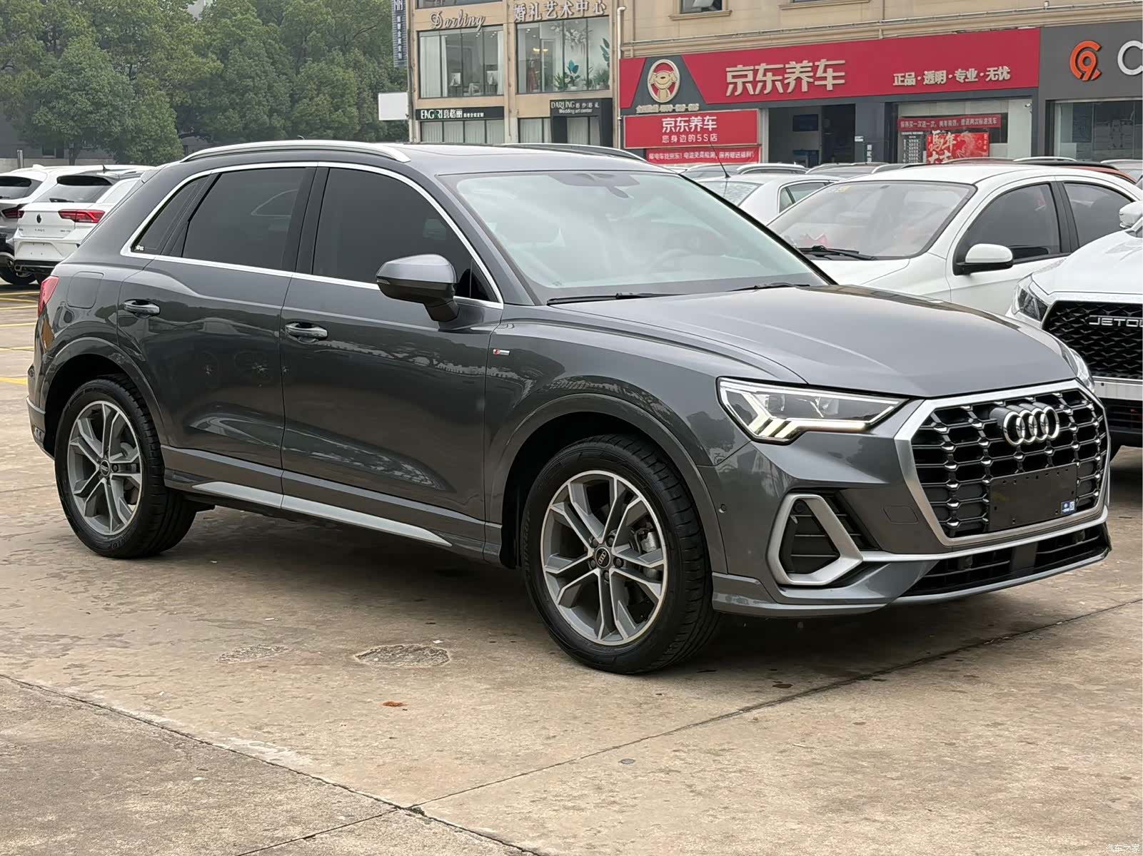Audi Q3, 2022 3