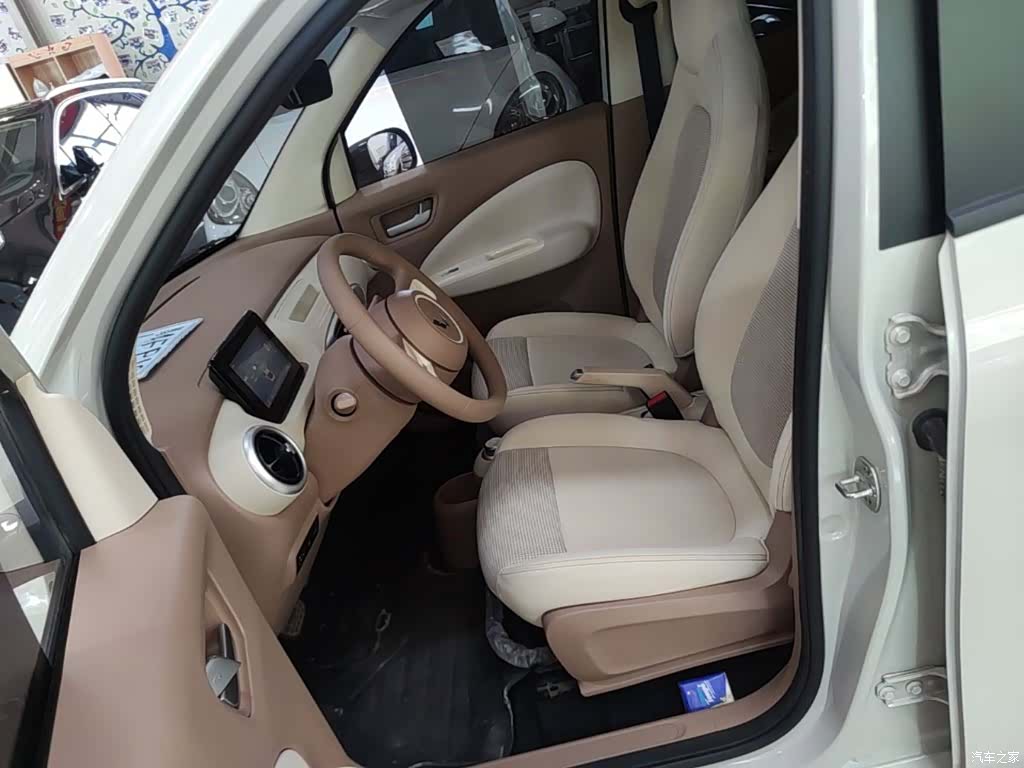 Wuling MINIEV, 2025 15