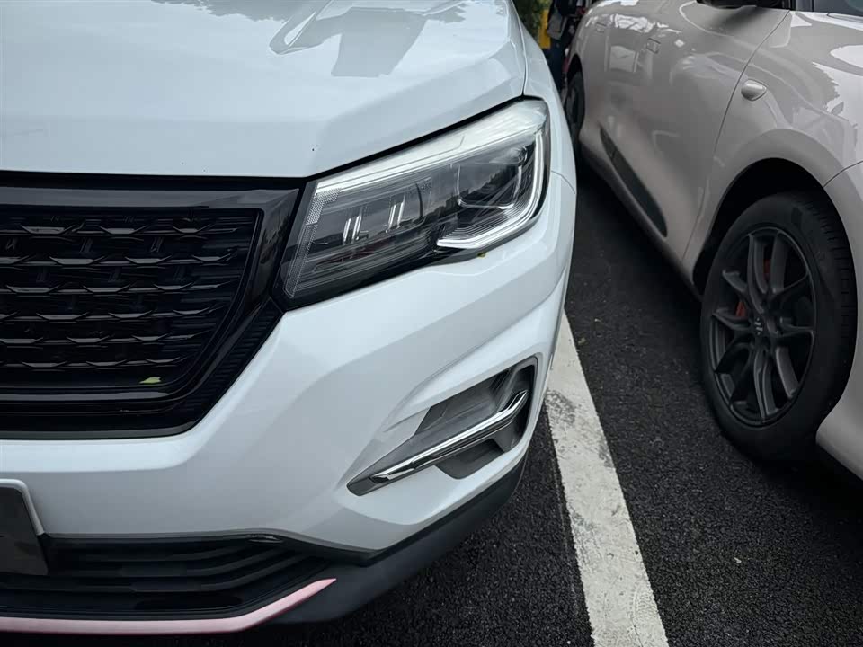 Changan CS75