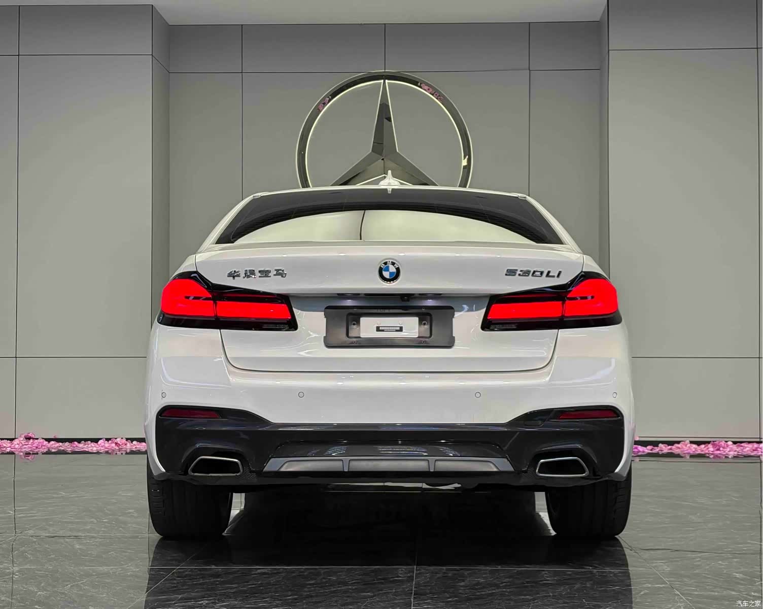 BMW 5 Series, 2022 8