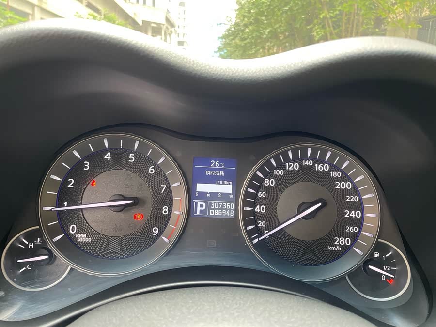 Infiniti Q70 2014, фото 8