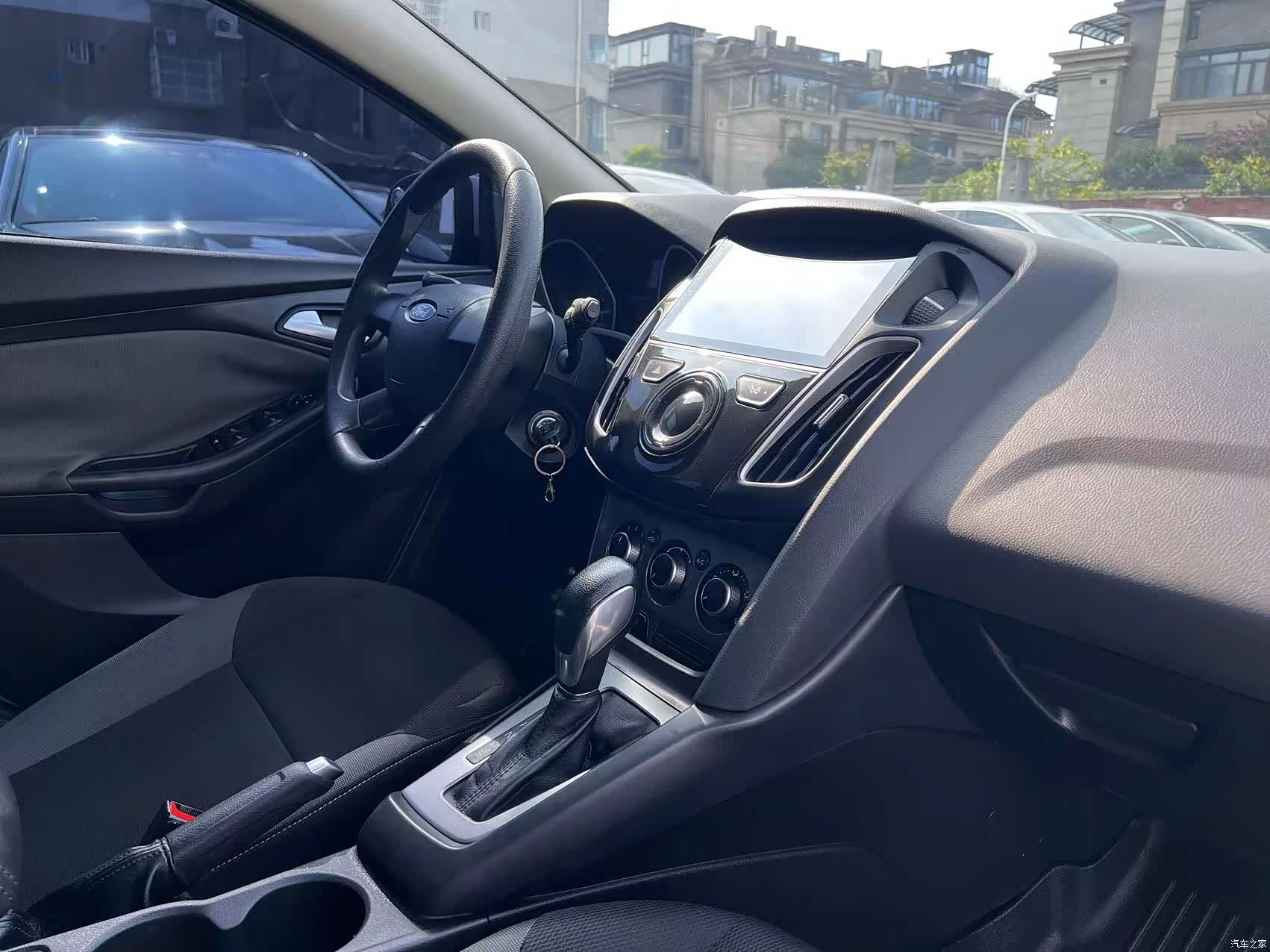 Ford Focus, 2012 16