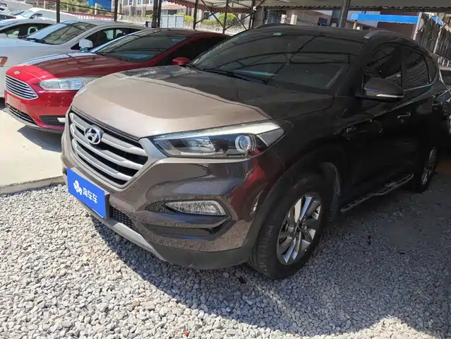 Hyundai Tucson 2016 — купить из Китая под заказ